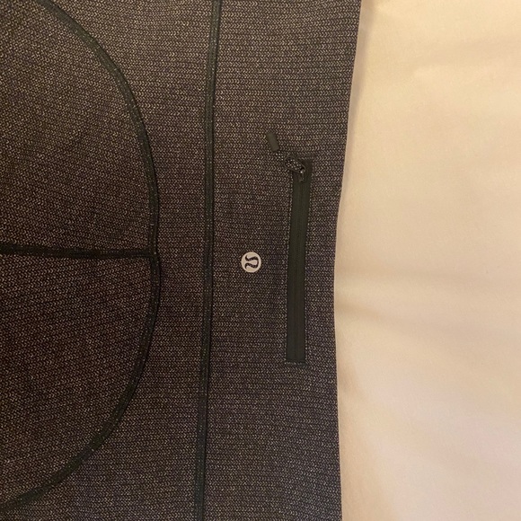 Lululemon leggings - Picture 2 of 4